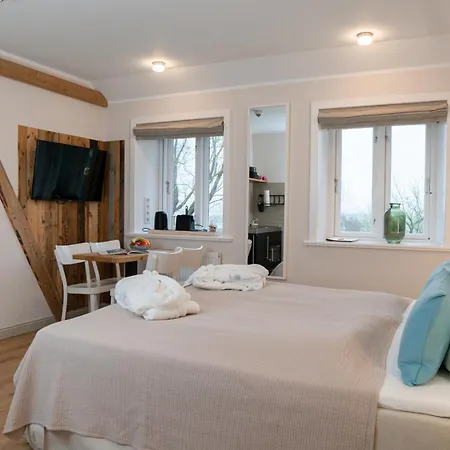 Hotel Landliebe 11 *